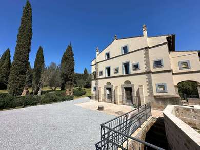 VITERBO, CHARMING PROPERTY