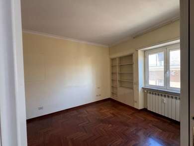 CHARMING APARTMENT IN MONTI PARIOLI