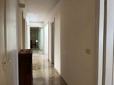 BRIGHT APARTMENT IN HISTORICAL BUILDING