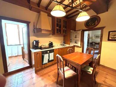 APPARTAMENTO NEL CENTRO STORICO DI CAPALBIO