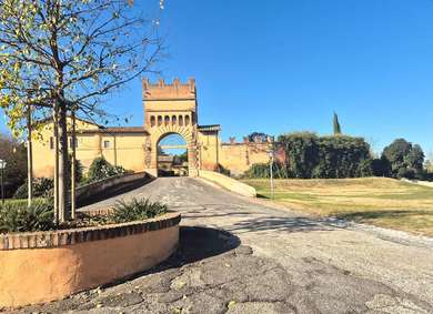 SCORANO, VILLA CON GIARDINO