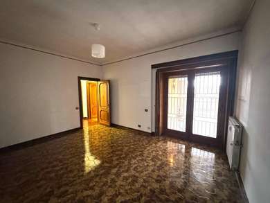 VIALE VATICANO, SPACIOUS APARTMENT