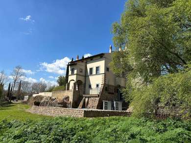VITERBO, CHARMING PROPERTY