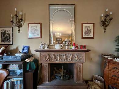 CHARMING THREE ROOM APARTMENT