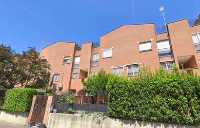 LA STORTA, FOUR-ROOM APARTMENT ON THREE LEVELS