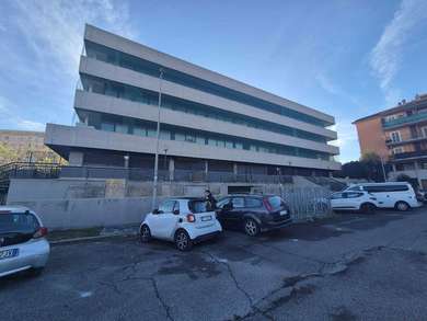 Tor de' Cenci - Entire Office Building