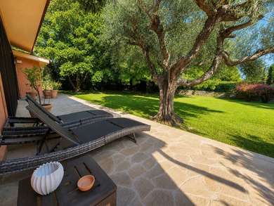 FORMELLO, SEMI-DETACHED VILLA WITH GARDEN