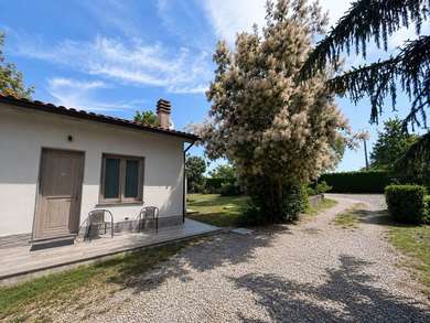 TERME DEI PAPI VILLA CON PISCINA