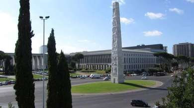 EUR VENDITA LOCALE A REDDITO