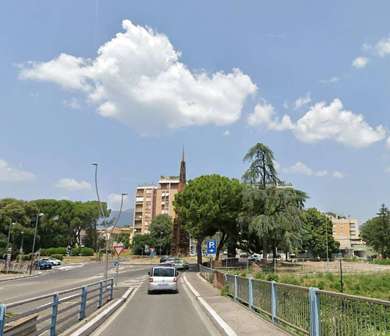 TERNI VENDITA LOCALE A REDDITO 10%