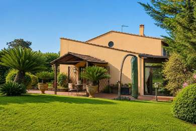 SCORANO, VILLA CON GIARDINO