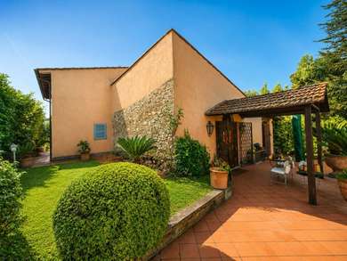 SCORANO, VILLA CON GIARDINO
