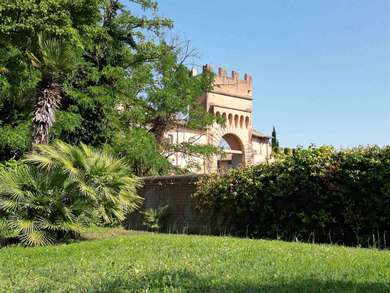 SCORANO, VILLA CON GIARDINO