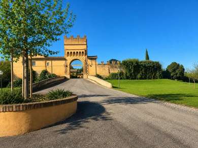 SCORANO, VILLA CON GIARDINO