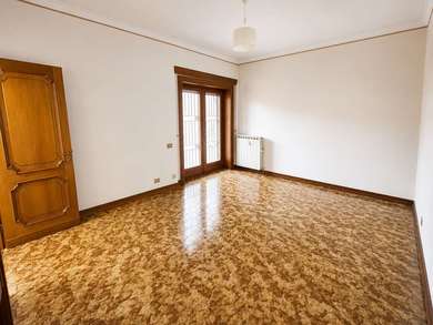 VIALE VATICANO, AMPIO APPARTAMENTO