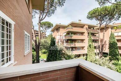 IN COMPRENSORIO NEL VERDE