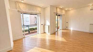 PARIOLI, ELEGANTE APPARTAMENTO CON BALCONE