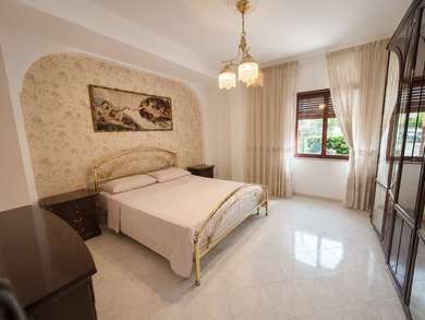 Next to Battistini Metro, apartment