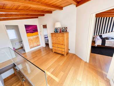 IMMOBILE DAL DESIGN MODERNO IN VILLINO LIBERTY