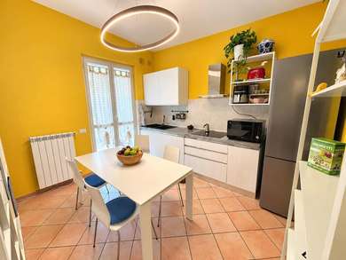 NEPI APPARTAMENTO IN VILLINO A SCHIERA
