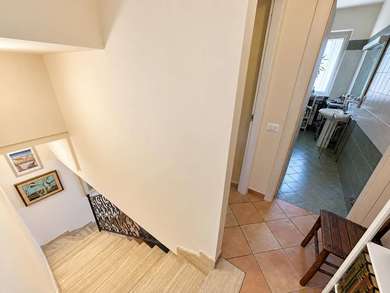 NEPI APPARTAMENTO IN VILLINO A SCHIERA