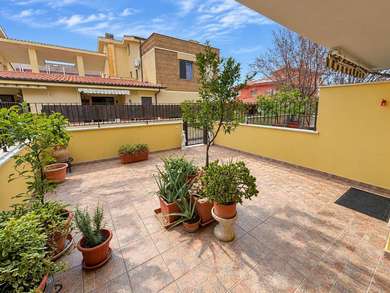 NEPI APPARTAMENTO IN VILLINO A SCHIERA