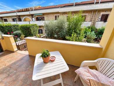 NEPI APPARTAMENTO IN VILLINO A SCHIERA