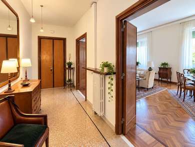 PARIOLI - SPACIOUS PRESTIGIOUS APARTMENT
