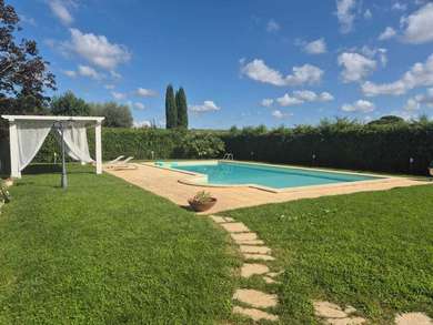 OLGIATA, VILLA BIFAMILIARE CON PISCINA
